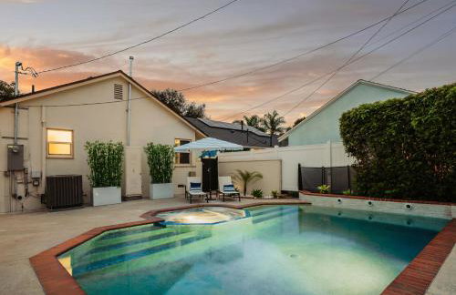 Cascade Cove - Heated Pool Spa - Billiards and Lounge - Foto 43