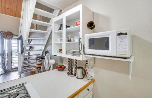 Molokai Island Loft Lanai, Pool and Walk to Beach! - Foto 11