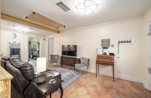 Historic Carriage House Downtown 2 bedroom 1 bath - Foto 10