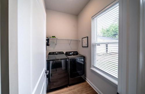 Arcade Game Room! Luxury New 3BR CLE Clinic UnivCircle Little Italy - Foto 14