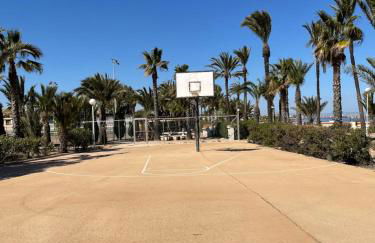 VILLA MARE - 2 beds with balcony, patio and pool and direct park access - Foto 27