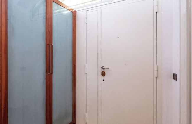 Campo De' Fiori Apartments - Photo 37