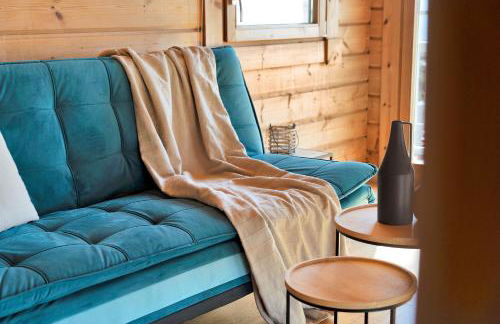 Recién renovada! Exclusiva villa de madera con piscina y vistas al mar - Foto 39