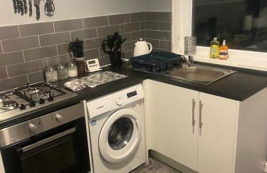 Affordable Luxury 3 Stunning Two Bed Apartment Sunderland close to City centre Hospital Crown Works Studio and Nissan - Foto 16