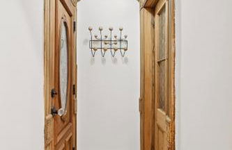 Charming Garden Lvl Brownstone - Foto 3