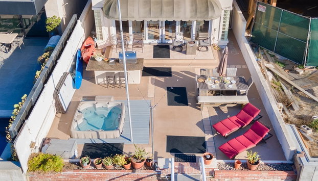 Canalfront Charmer by Avantstay Waterfront w Private Dock Hot Tub - Foto 3, Habitación