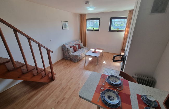 1 Bright Two Floor Apartment - Foto 12