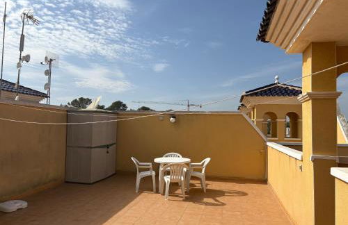 Top Floor spacious apartment with roof terrace - Foto 5