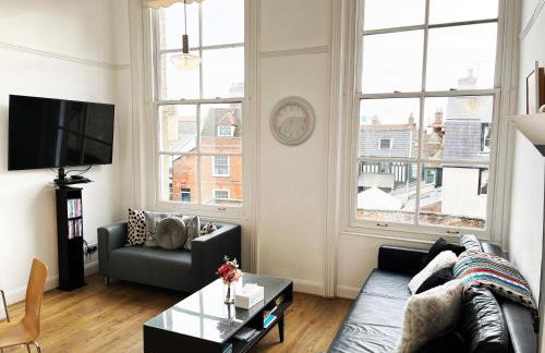 On the Quay - Foto 2