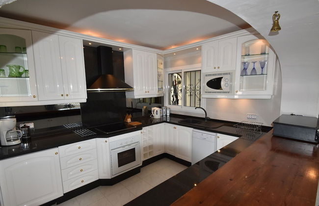 Modern Villa in Altea With Private Swimming Pool - Foto 3