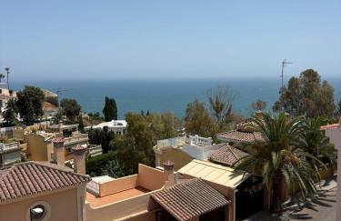 Luxury Villa with Panorama View and Heated Pool - Photo 67