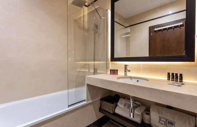 BIBO SUITES PLAZA NUEVA - Photo 58