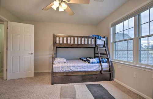 Pool and Furnished Patio Group Getaway in Hershey - Foto 29