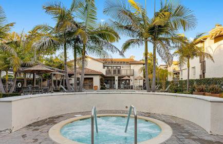 Close to Beach w Patio Resort Amenities The Point at Corniche by AvantStay STR16-0458 - Foto 62