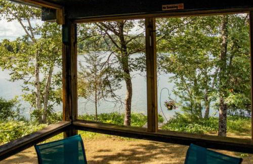 3BR waterfront lake house with dock, gazebo, boats - Foto 14