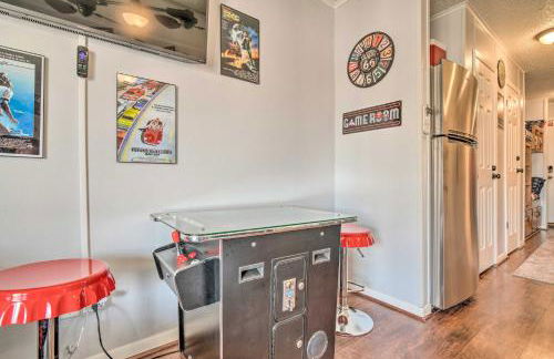 Beachfront Corpus Christi Condo with Arcade Room! - Foto 6