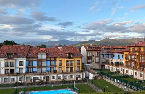 Precioso Ático con Vistas en El Capricho de Colombres, Asturias - Foto 1