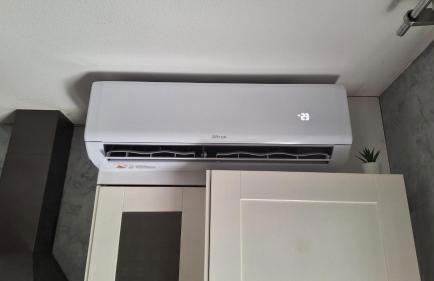 Cosy Appart - Proche Eurexpo - Balcon - Parking - Spacieux T2 - Foto 7