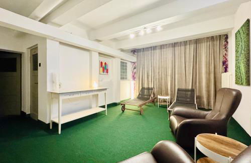 Luxury Villa EMG Steinfurt - Historische Villa mit Sauna, SPA, Garten & großem Essbereich für bis zu 22 Personen - Foto 8