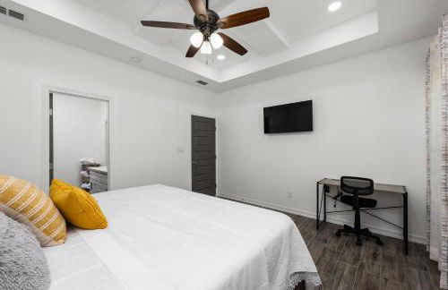 Spacious Modern 3 Bd 2Ba House with Garage and Parking - Foto 11