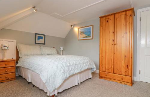 The Watch - Photo 16