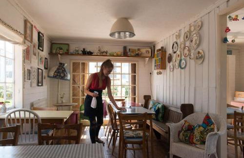 The Hexagon, wow what a location, views over the Essex marshes and sea - Foto 26