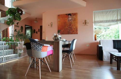 Six Steps From The Forest - Photo 51