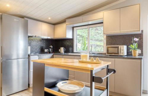 Casa da Praia, a Home in Madeira - Photo 16