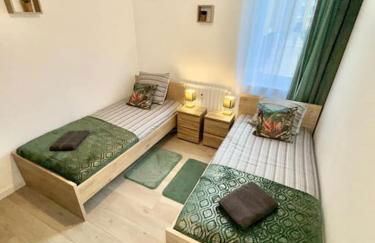 Confortable T4 Équipé à Roubaix - 200m Métro - Foto 20