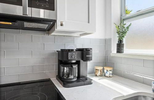 Walk to Atlantic Ave Pool Recently Renovated - Photo 22