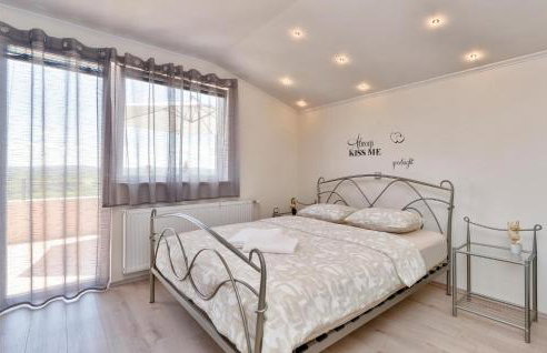 Cozy Home In Novi Marof With Sauna - Foto 29