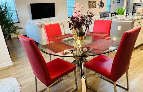 Simple Elegant Single Family Home DT Raleigh - Foto 75