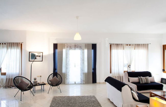 Artemis Spacious Luxury Villa With XL Private Pool - Foto 13