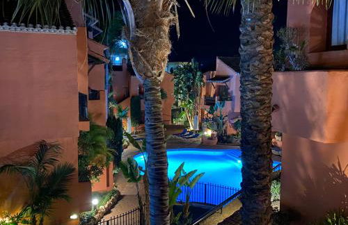 Havsutsikt - penthouse 200 m från stranden - Elviria - Photo 45