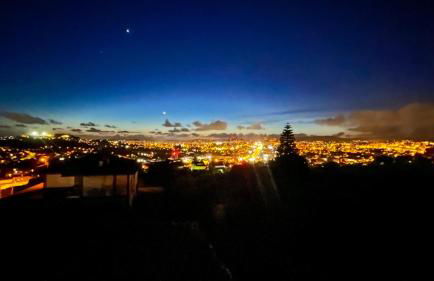 Chalet con piscina y 2000 m de jardín - Foto 8