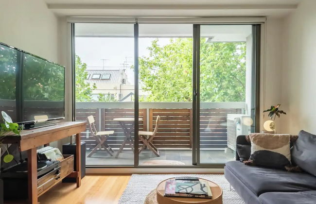 Charming 1BR in Fitzroy w/ Parking, Pool, + Gym! - Foto 7