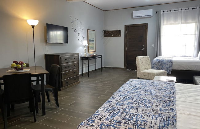 M&M Zavala Hotel and B&B - Foto 5