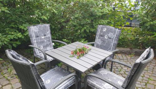 Neu Gemütliche Ferienhaus mit 3 Ferienwohnungen "Max " , " Leonore " und "Beatrice" - Foto 3