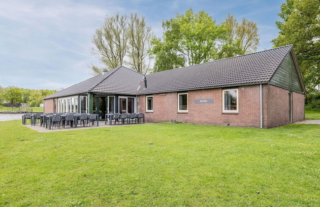 Well Furnished Home for Groups with Dishwasher near Water - Foto 22