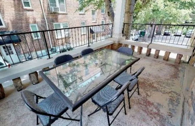 Large Group Downtown Rental - Westend - Foto 8