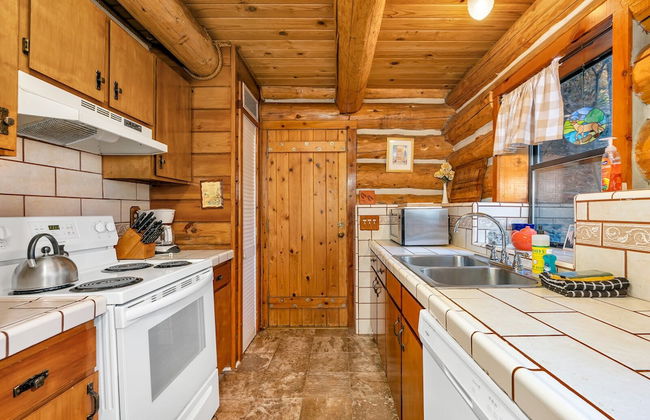 The Log Home Quintessential Log Cabin in Ynp! - Foto 19