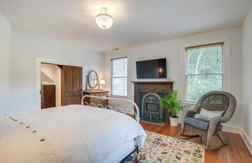 Historic and Charming Pittsboro Home with Fireplaces - Photo 24