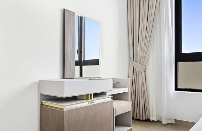 WelHome - Mesmerizing Sea & Burj Khalifa Views Apt at La Voile - Photo 7