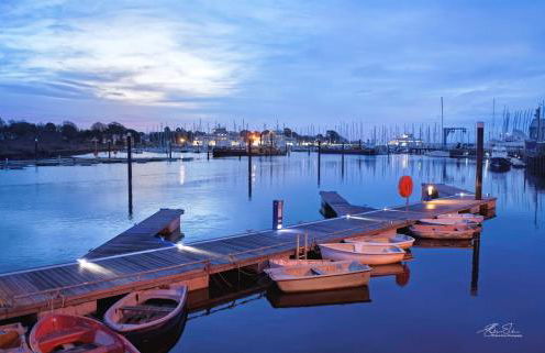 Stylish Cottage with Quay and River View - Foto 39