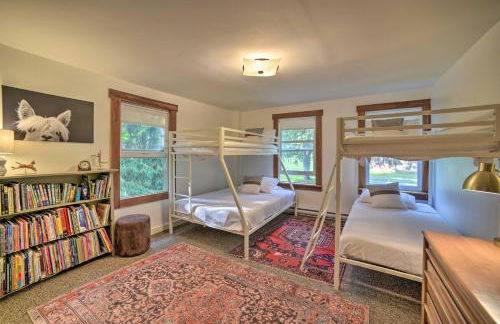 Game Room and Fire Pit Peaceful Catskills Farmhouse - Photo 31