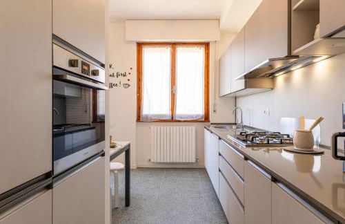 GuestHost - Livorno Sea View Flat With Balconies near the Beach - Foto 18