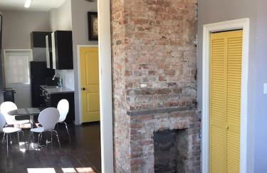 Modern Condo 2 Blocks From Quarters - Foto 2