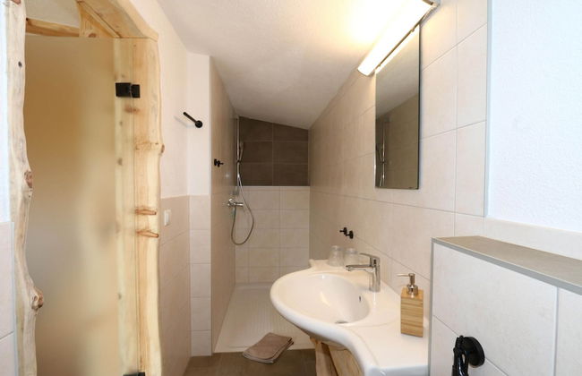 New Holiday Home on the Alm With Terrace and Balcony - Foto 35