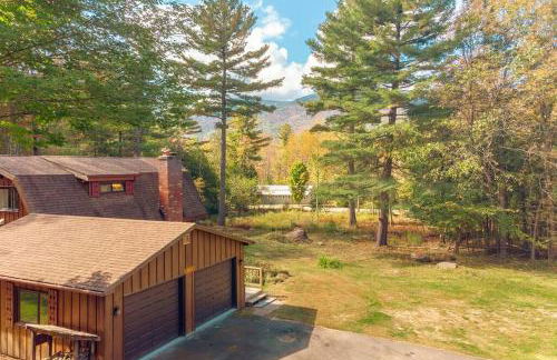 ADK Whiteface Chalet with Hot Tub, Dog Friendly! - Foto 5