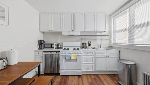 Cozy&Spacious 6Br home in Newton - Foto 4, stove, dishwasher, toaster